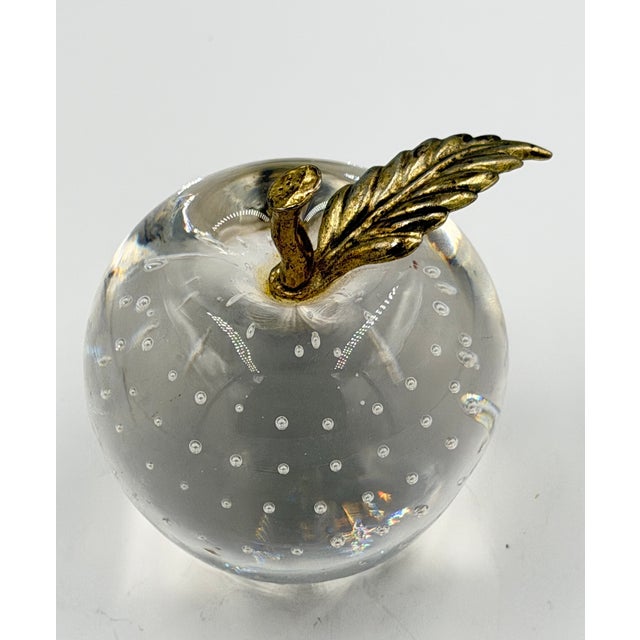 1950s Venetian Art Glass Apple Paperweight W/Brass Leaf & Stem Bullicante Bubbles For Sale - Image 5 of 7