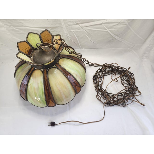 Vintage Mid-Century Modern Green Slag & Amber Glass Hanging Swag Lamp For Sale - Image 6 of 11