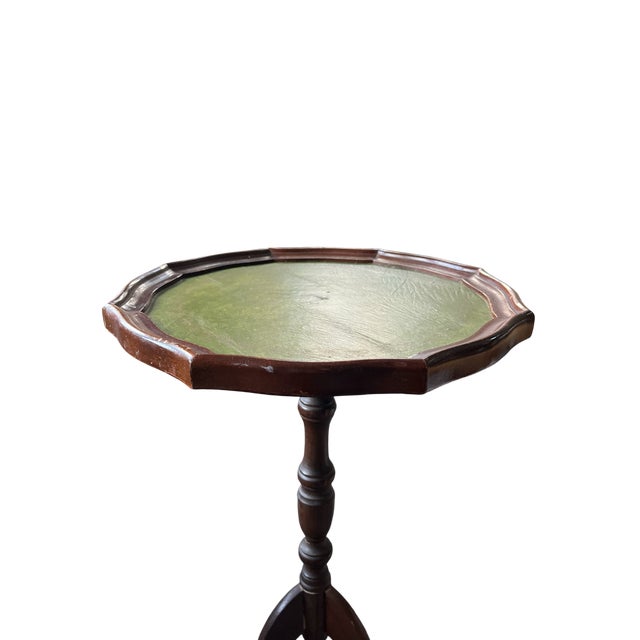 American Vintage Mahogany & Green Leather-Topped Drinks Table With Scalloped Gallery For Sale - Image 3 of 7