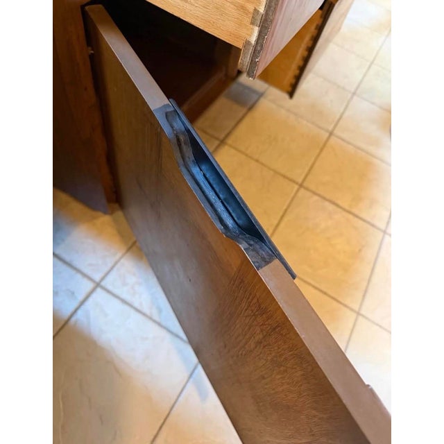 Wood Kroehler Custom Crafter Walnut Credenza, Mid-Century Modern, MCM Circa 1960s For Sale - Image 7 of 12