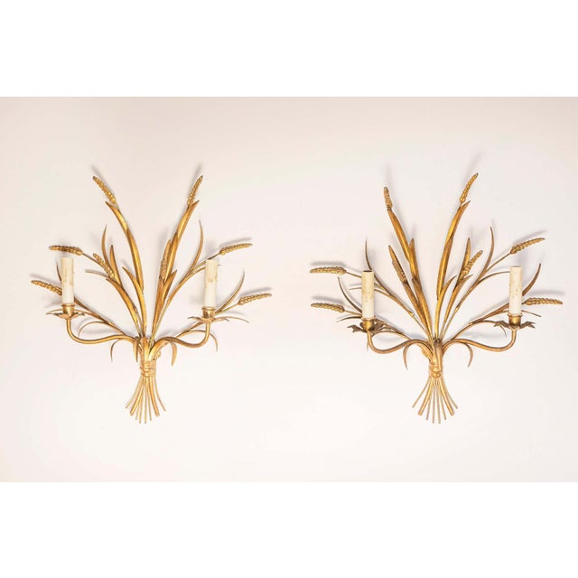 This exquisite pair of 20th-century French sconces, inspired by the iconic Coco Chanel, embodies timeless elegance and...
