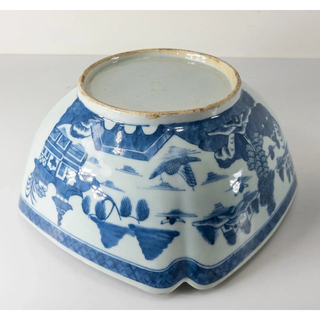 19th Century Chinese Blue and White Canton Salad Bowl For Sale - Image 10 of 12