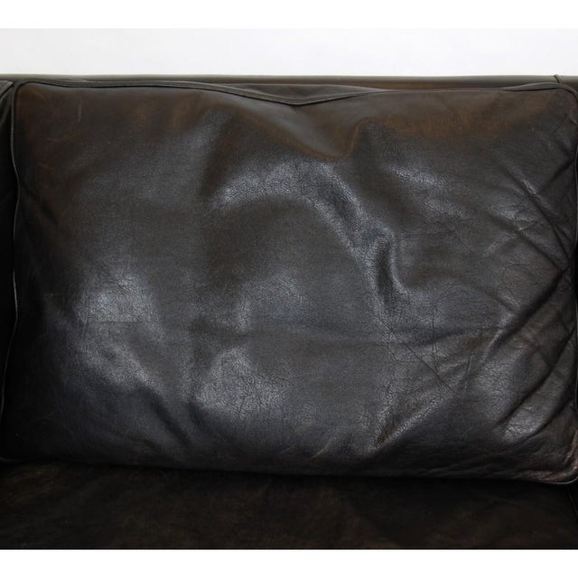Børge Mogensen Vintage 2213 3-Seater Sofa in Patinated Black Leather by Børge Mogensen for Fredericia For Sale - Image 4 of 18