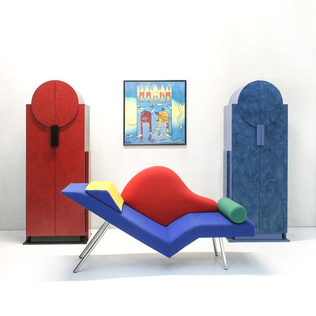 The Asti 'klokkast' was designed in 1992 by Rotterdam, Netherlands based Vennox Design & Styling. A lacquered MDF corpus...