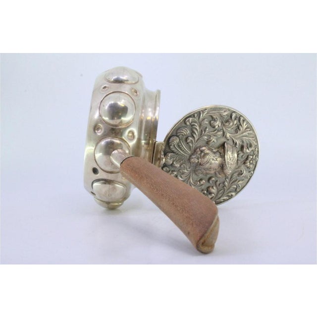 Silver Silver Smudging Bowl with Busts of Soldiers Lid, Gummed Casing and Wooden Handle For Sale - Image 8 of 9