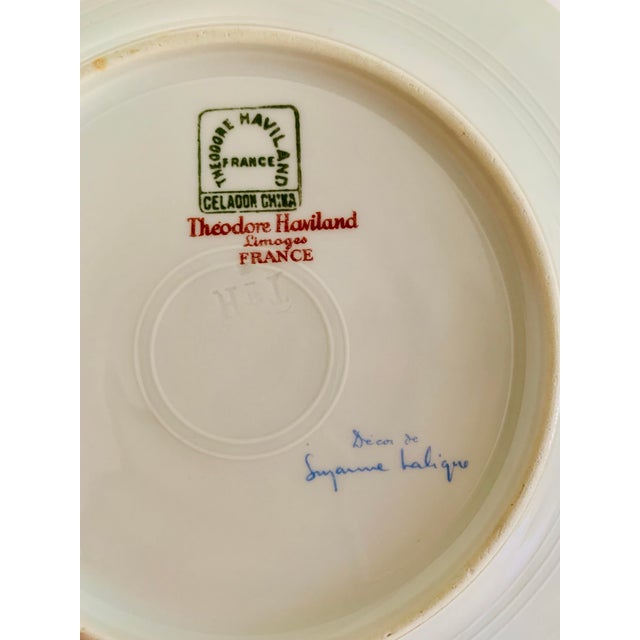 1920s Art Deco Suzanne Lalique Haviland Limoges Mignardise Celadon Plates - Pristine Set of 6 For Sale - Image 5 of 5
