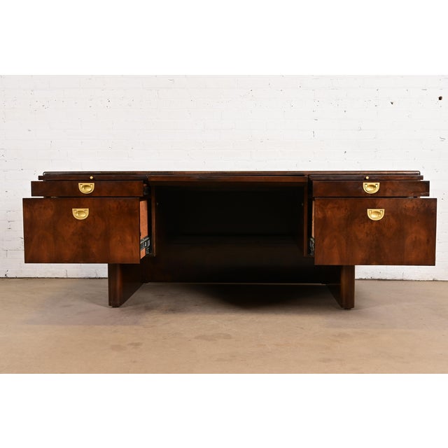 1970s Romweber Mid-Century Modern Hollywood Regency Burl Wood and Brass Executive Desk, Circa 1970s For Sale - Image 5 of 12
