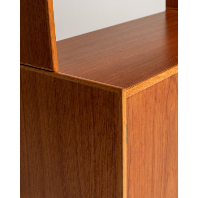 Teak and Oak Bookcase, Scandinavia, 1950s For Sale - Image 6 of 10