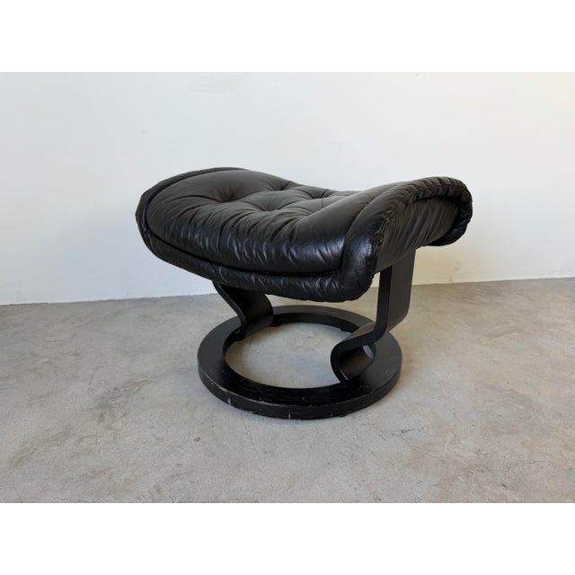 Vintage Norwegian Ekornes Stressless Black Leather Recliner Lounge Chair With Ottoman For Sale - Image 11 of 12