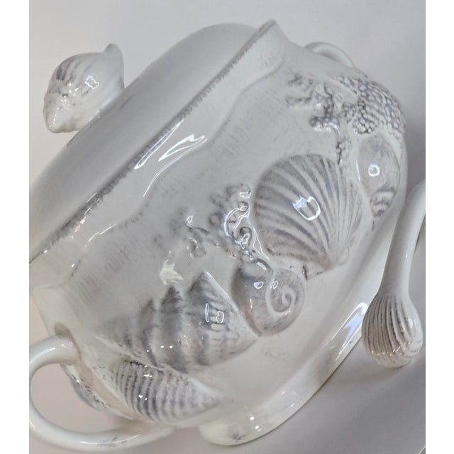 1990s Vintage Seashell Tureen and Ladle- Set of Two For Sale - Image 5 of 13