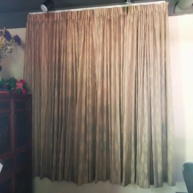 Abstract 2000s Pair of Custom Coraggio Draperies in Khaki Gold For Sale - Image 3 of 12