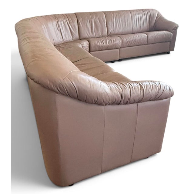 Contemporary 1990s Postmodern Soft Mauve Pink Leather Center Sectional Sofa Styled After Salotti for Natuzzi Wilma Sofa - 4 Piece For Sale - Image 3 of 12