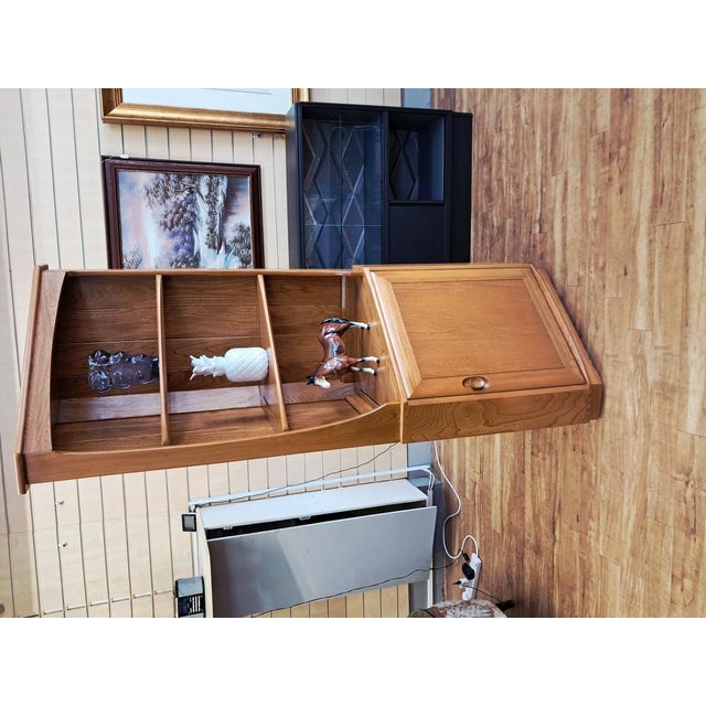 Mid-Century Modern Windsor Corner Cupboard in Elm by Lucian Ercolani for Ercol, 1980s For Sale - Image 12 of 18