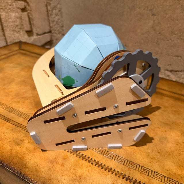 KiwiCo Eureka Crate Mechanical Globe For Sale - Image 11 of 12
