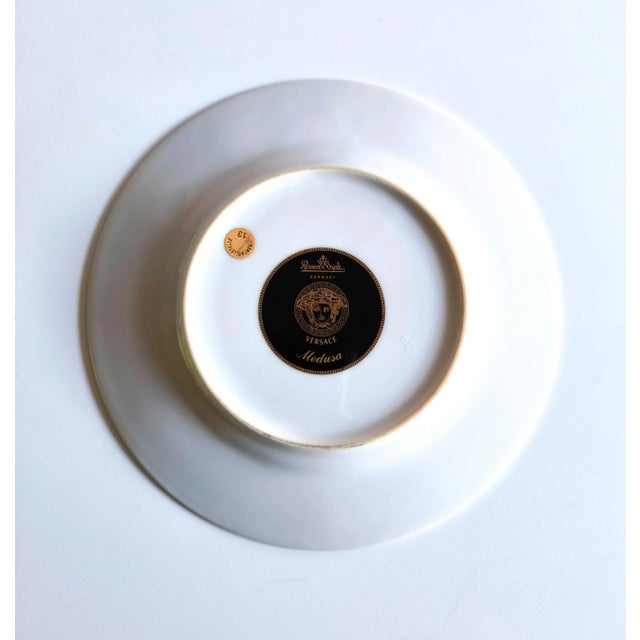 Red 1990s Rosenthal Meets Versace Porcelain Plate For Sale - Image 8 of 8