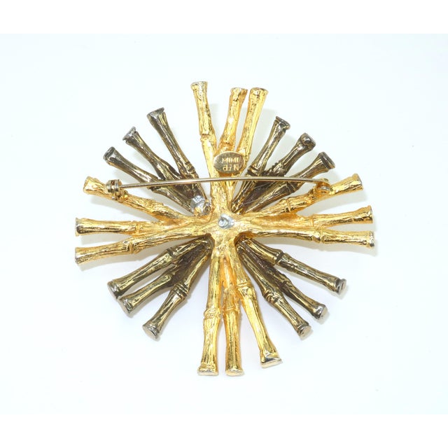 1970s Vintage Mimi Di N Bamboo Style Gold & Silver Tone Brooch For Sale - Image 5 of 9