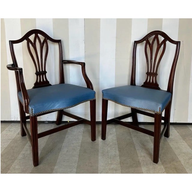 Great Set of 6 19th Century Federal Style Shield Back Mahogany Dining Chairs For Sale - Image 4 of 8