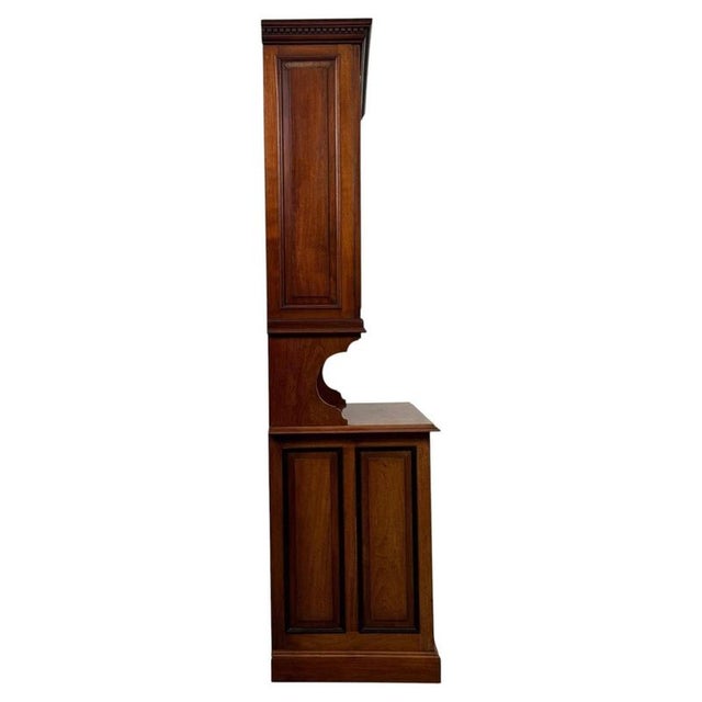 Gold 20th Century Edwardian English Walnut Bookcase with Bevelled Mirror, 1890s For Sale - Image 8 of 13