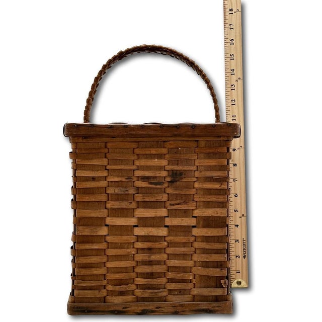 Outstanding Antique American Pennsylvania Amish Hand Woven Alder & Ash Wood Splint Picnic Basket Circa Late 1800s For Sale - Image 17 of 18