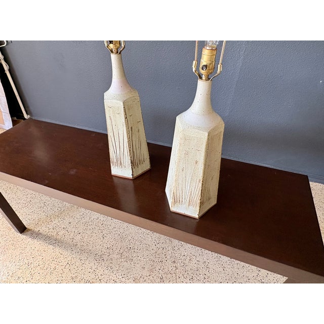 1970s Organic Modern Table Lamps in Stoneware & Brass - a Pair For Sale In Dallas - Image 6 of 17