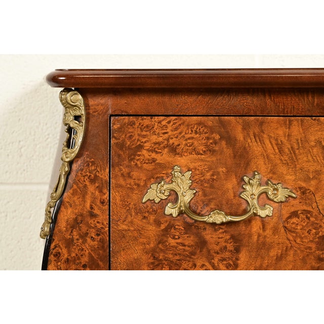 Italian Louis XV Burled Walnut Bombay Commode With Mounted Gilt Bronze Ormolu | Circa 1960s For Sale - Image 9 of 17