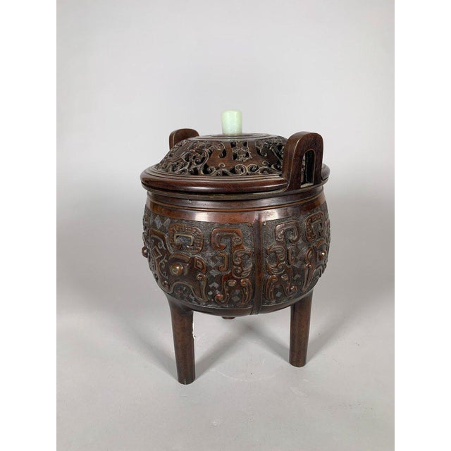 Large Bronze Incense Burner, 18th-19th Century, China, Qing Dynasty For Sale - Image 6 of 11