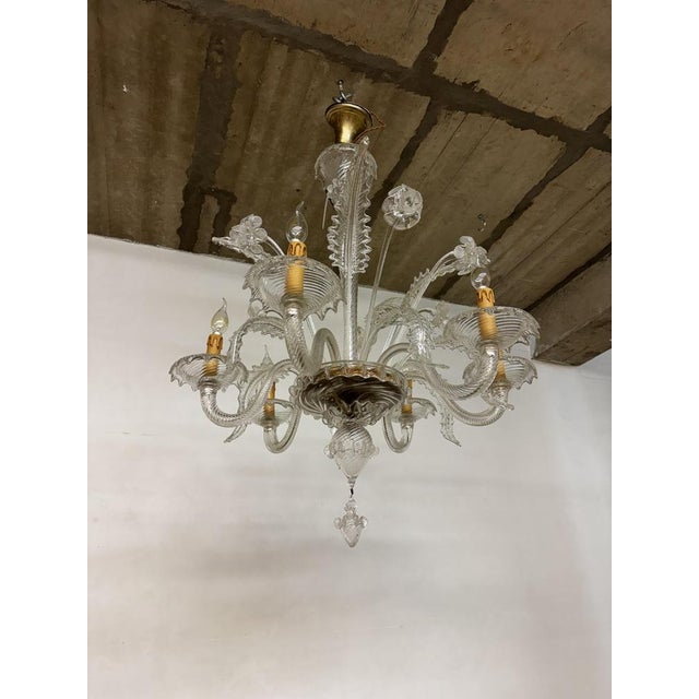 Beautiful and large ( ø 75 cm ) 6 arm, clear art glass Baroque style chandelier. In the manner of Barovier and Toso Italy....