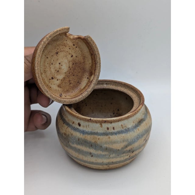 Vintage Ceramic Lidded Pottery Sugar Bowl, Honey Pot, Stoneware, Signed For Sale - Image 4 of 8