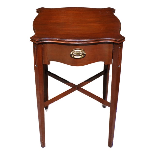 Vintage Federal Hepplewhite Style Mahogany X Base Side Table Nightstand For Sale