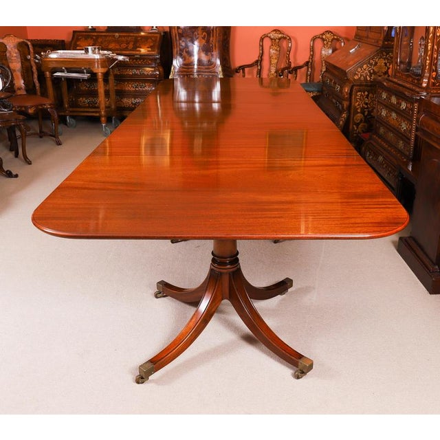 Hollywood Regency Vintage Triple Pillar Dining Table and Chairs by William Tillman, 1980s, Set of 15 For Sale - Image 3 of 15