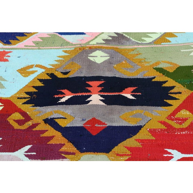 Vintage Turkish Kilim Rug-5’5’x8’11" For Sale - Image 11 of 13