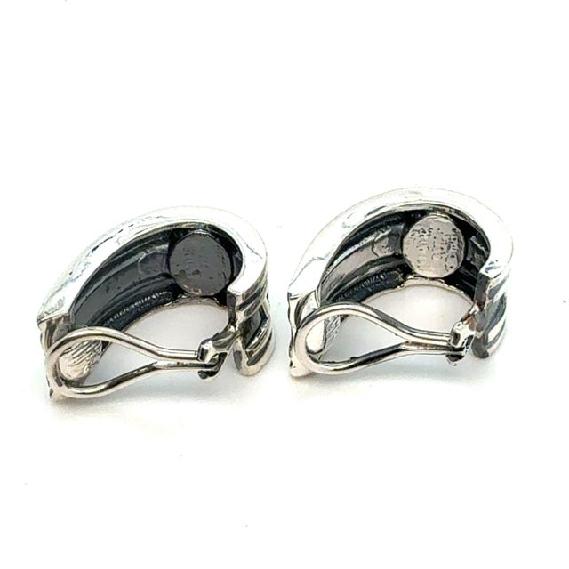 1990s Pair of Tiffany & Co Estate Clip on Earrings Sterling Silver For Sale - Image 4 of 7