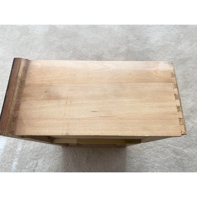 Mid 20th Century Permacraft Sanford Furniture Curio, Display, Bookcase, Etageres Cabinet Excellent Condition Mid 20th Century Made in Usa For Sale - Image 5 of 14