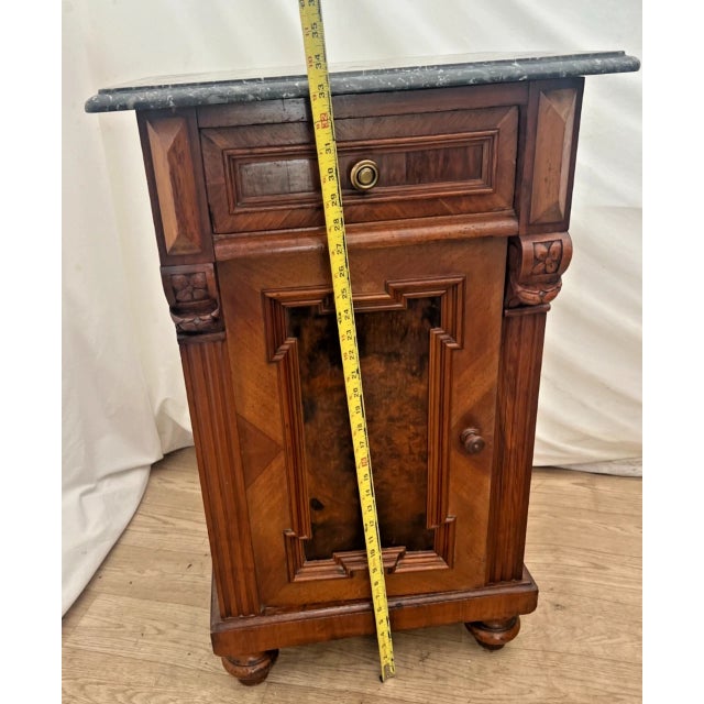 19th Century European Empire, Biedermeier Burl Walnut Marble-Top Bedside Cabinet For Sale In Palm Springs - Image 6 of 9