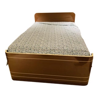 1930s Vintage Norman Bel Geddes Painted Metal Full-Size Bed Frame For Sale