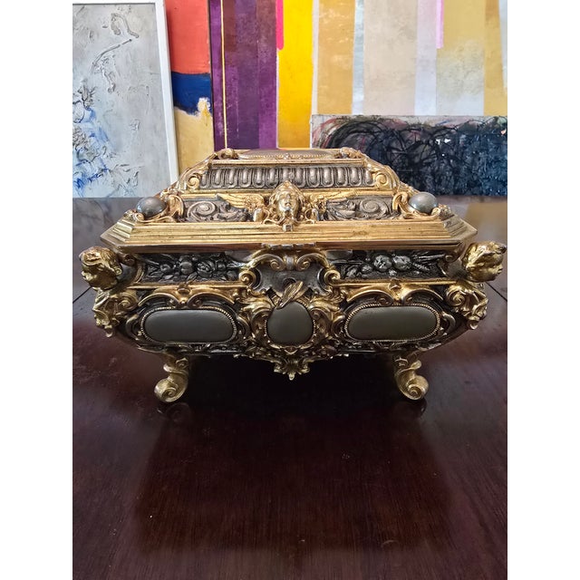 Late 19th Century Antique Christofle Style Bronze Figural Jewel Box Casket For Sale - Image 4 of 11
