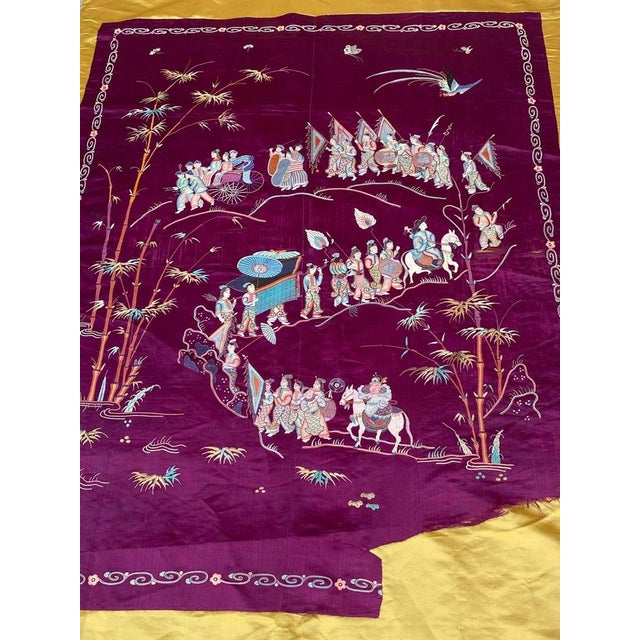 Very beautiful late 19th century embroidery from China with a beautiful Chinese design and beautiful colors, entirely hand...