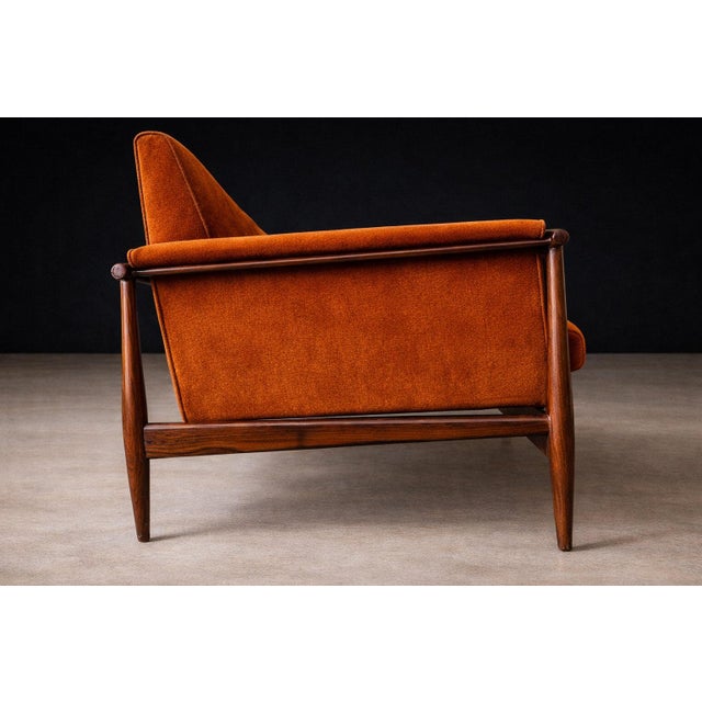 “Canoa” Sofa in Brazilian Rosewood & Mohair, Liceu De Artes E Ofícios, Brazil, 1960s For Sale - Image 9 of 14