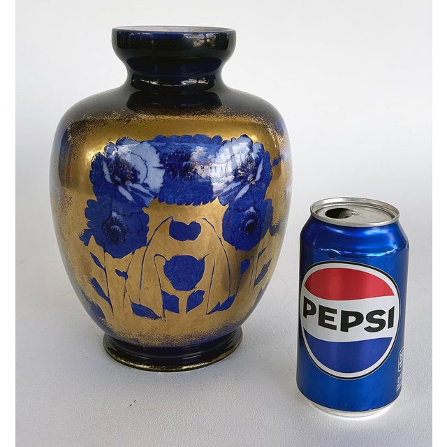 English Royal Staffordshire Ceramic Ironstone Vase "irene" Pattern, Burslem UK Offered for sale is an English Royal...
