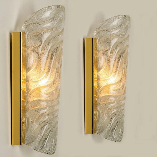 Wave Glass & Brass Wall Light from Glashütte Limburg, 1960s For Sale - Image 4 of 10