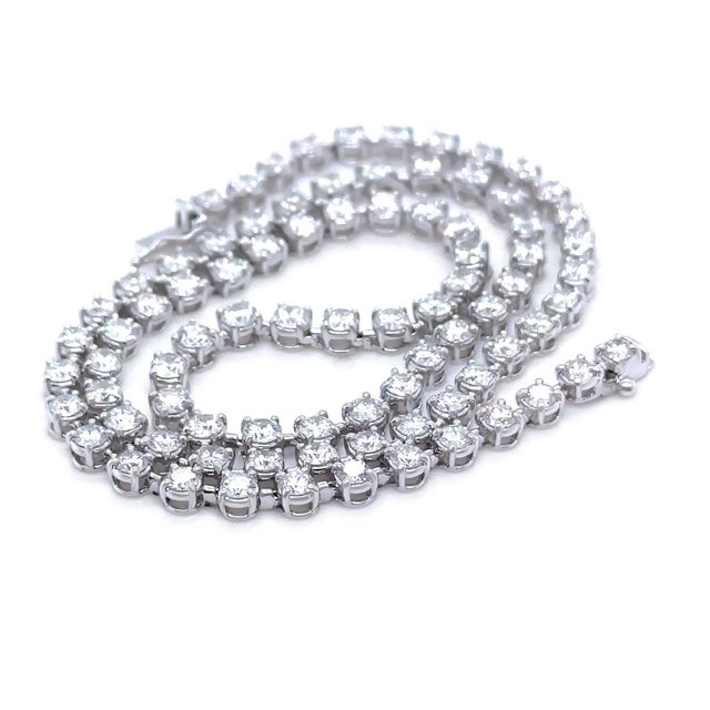 Contemporary 18ct White Gold Diamond Necklace 10.28ct 19.7g For Sale - Image 3 of 6