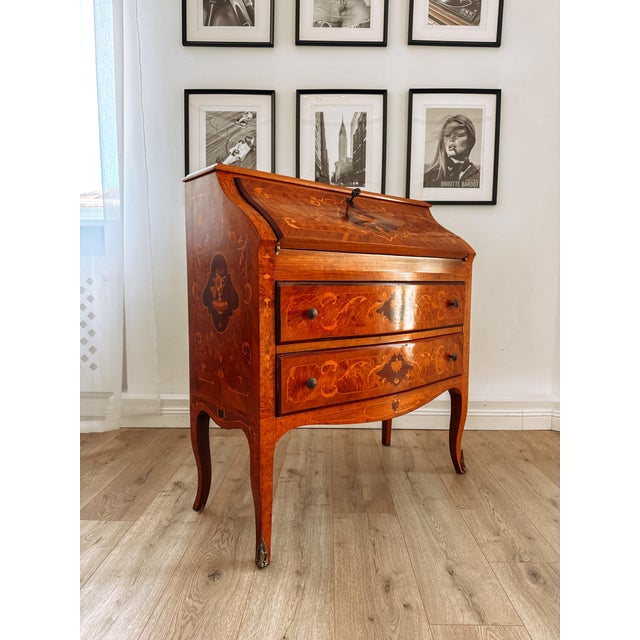 Louis XV Italian Bombé Marquetry Secretary Desk, 1960s For Sale - Image 3 of 18