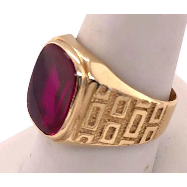 Metal 14 Karat Yellow Etched Gold and Garnet Solitaire Fashion Ring For Sale - Image 7 of 12