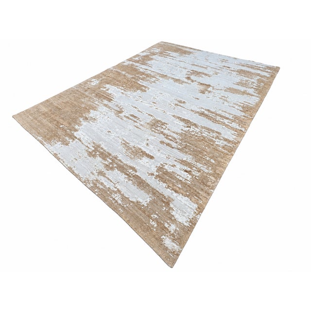 Rh Kasir Wool & Silk Rug – 10' X 14' Wheat/Camel | Hand-Knotted Wool & Silk For Sale In Columbus - Image 6 of 18
