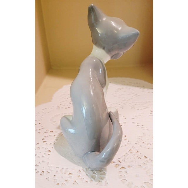 Vintage Lladro Feed Me Cat Figurine 5113 Salvador Debon Spain Porcelain Mint Retired For Sale - Image 11 of 13