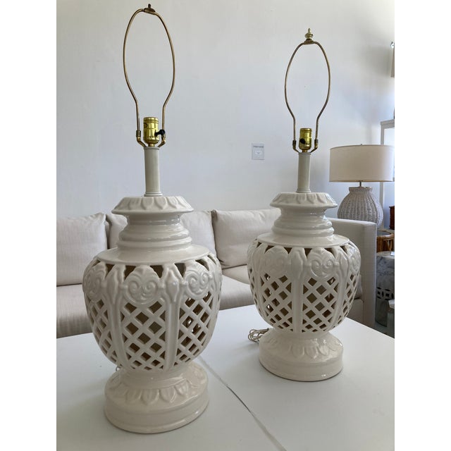 Hollywood Regency Hollywood Regency Large Scale Glazed White Ceramic Table Lamps - A Pair For Sale - Image 3 of 10