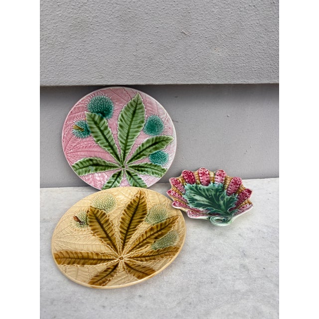 Late 19th Century French Majolica Chestnut Leaves Plate Salins, Circa 1880 For Sale - Image 5 of 5
