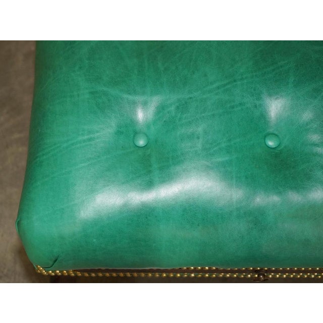 Georgian Chesterfield Leather Footstool with Slip Serving Tray, 1760s For Sale - Image 15 of 18
