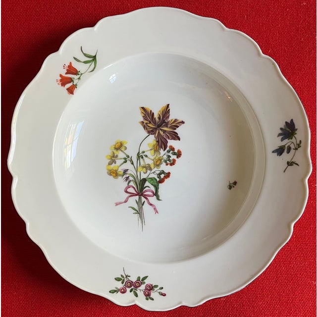 Green Antique Early 19th Century Italian Ginori a Doccia Porcelain Soup Bowls With Flower Decoration Circa 1815 - Set of 6 For Sale - Image 8 of 16