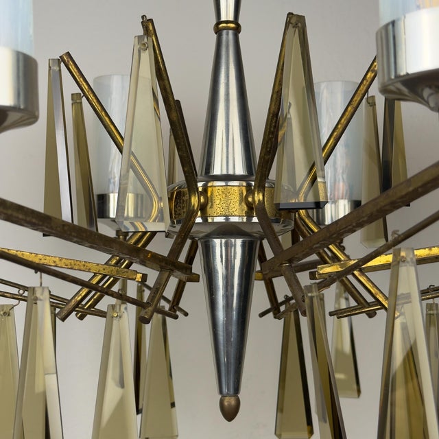 1950s Large Mid-Century Italian Sculptural Chandelier in Brass and Glass, Italy, 1950s For Sale - Image 5 of 18